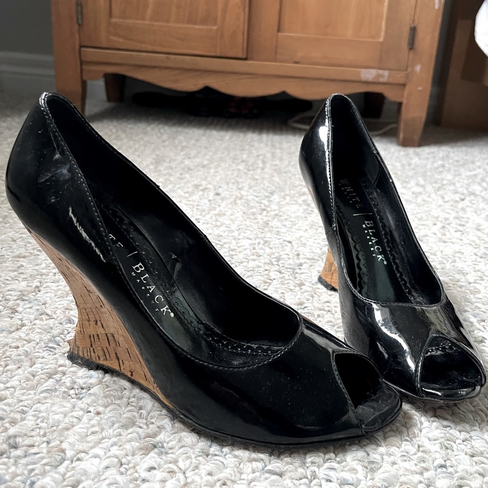 Patent White House black market peep toe sandal